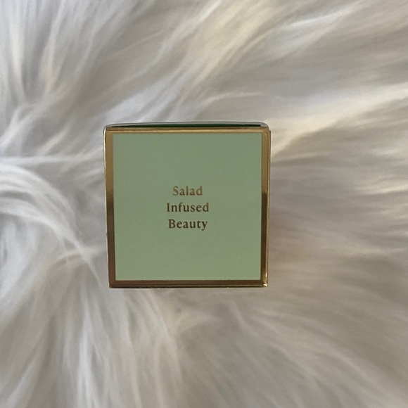 BYROE Beet Glow Boosting Serum -  new in box - Picture 3 of 10